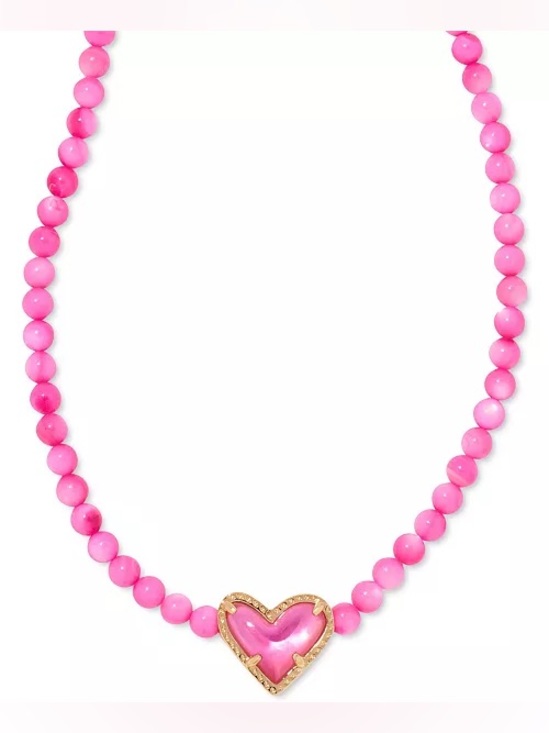 Kendra Scott Jewelry - NWOT Kendra Scott Gemstone Heart Beaded Pendant Necklace in Pink